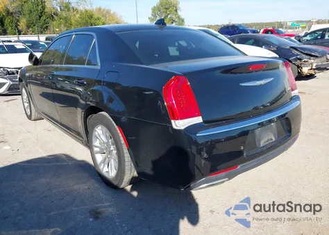 2017 Chrysler 300 Limited z USA, uszkodzony, nr VIN 2C3CCAAG5HH553065